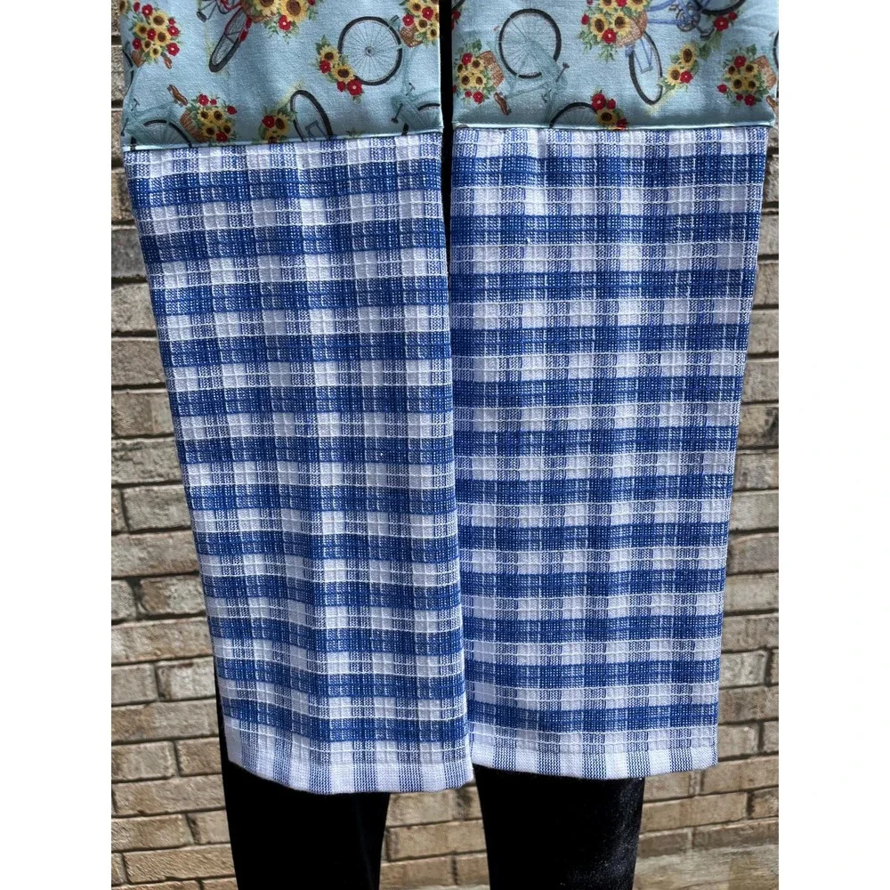 Sunflower Bicycle Kitchen Scarf: Blue Gingham Kitchen Boa